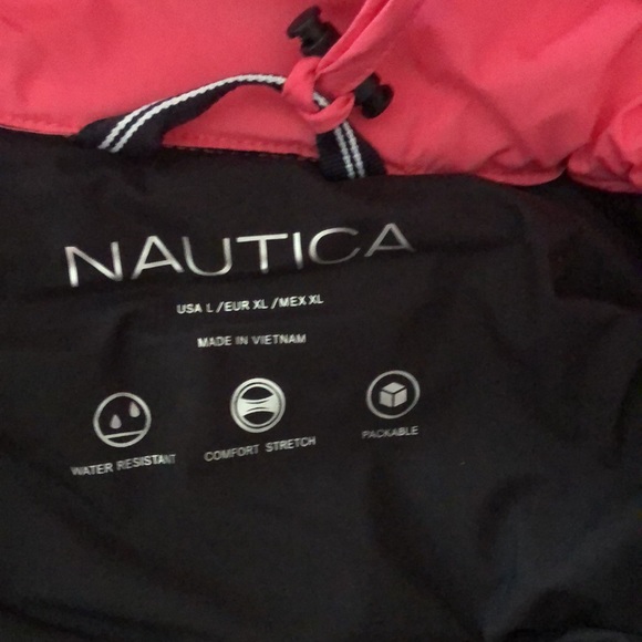 Nautica Women’s hooded stretch packable puffer coat. Large Brand new with tags - Picture 5 of 9